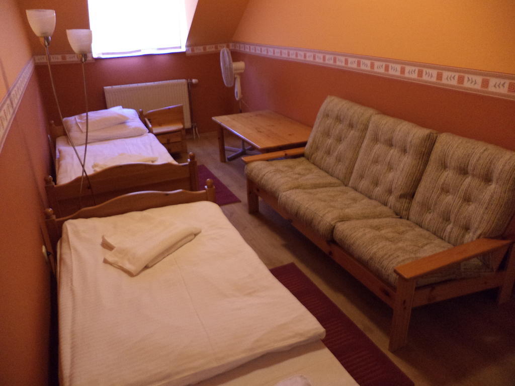 Touring Hotel Berekfürdő 部屋 写真